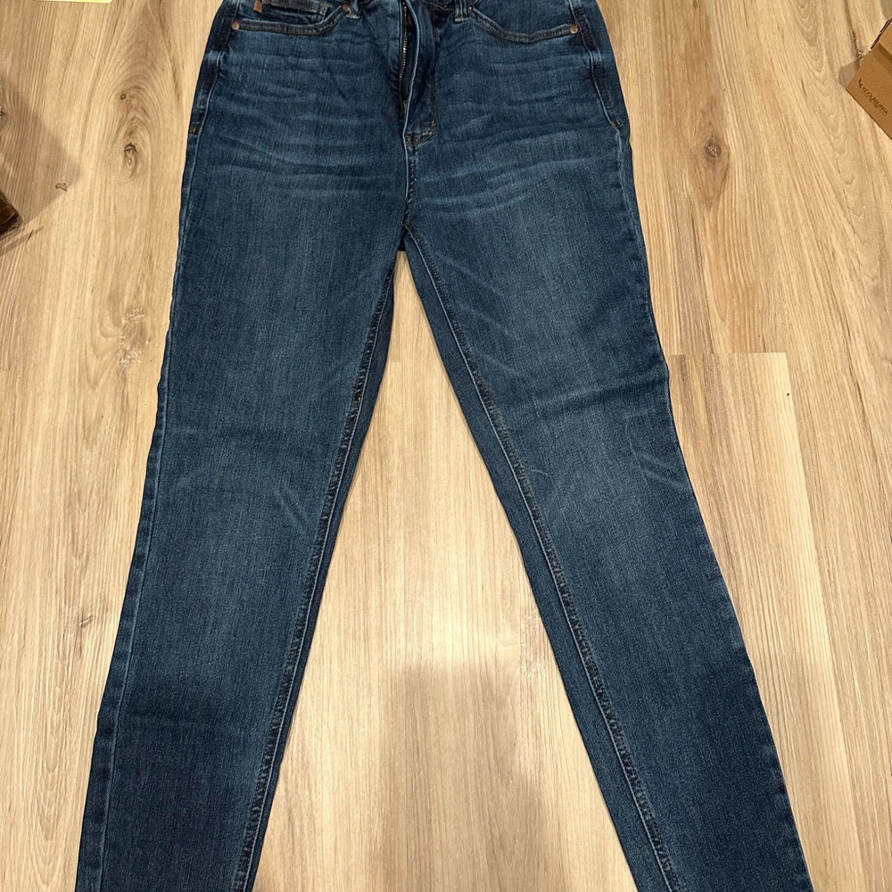 Judy Blue Skinny Jeans in Classic Blue
